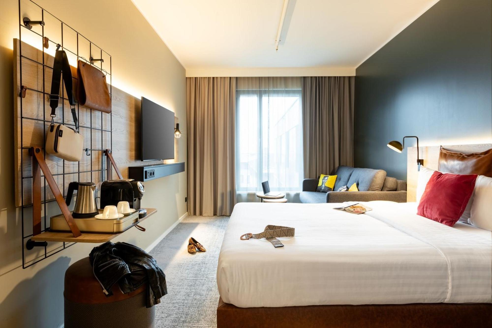 Hotel Moxy Paris Val D'Europe Montévrain Exterior foto